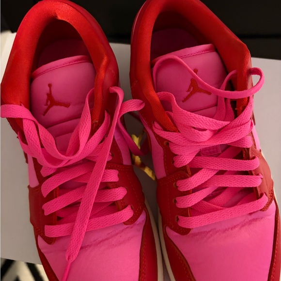Nike Women's Air Jordan 1 Low SE Red and Pink Sneakers - Picture 4 of 5